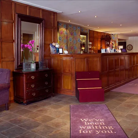 Hotell Bastion 4*