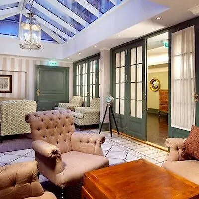Hotell Bastion 4*